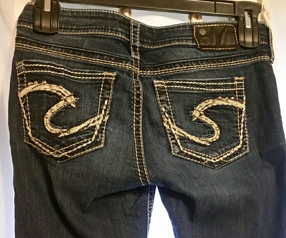 Dark washed Silver Levis "Tuesday" bootcut 28x31